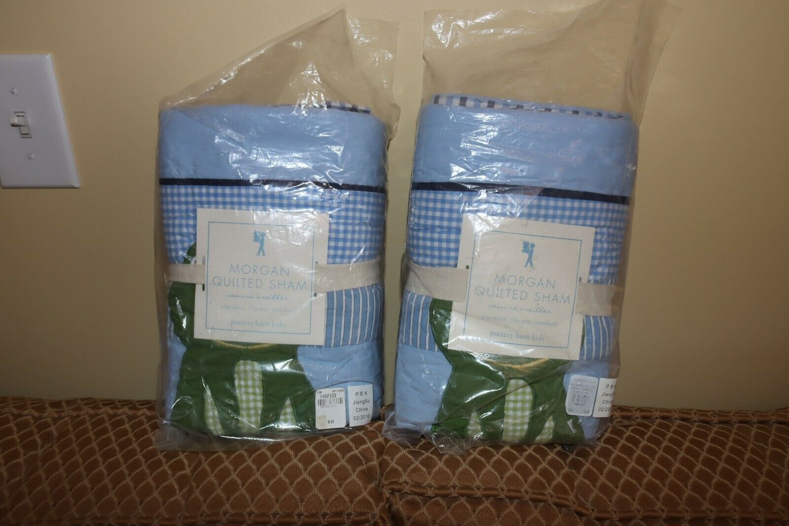 Pottery Barn Kids MORGAN Set of 2 standard pillow shams blue gingham Frog Books - Fresh Stock Dated December 2025