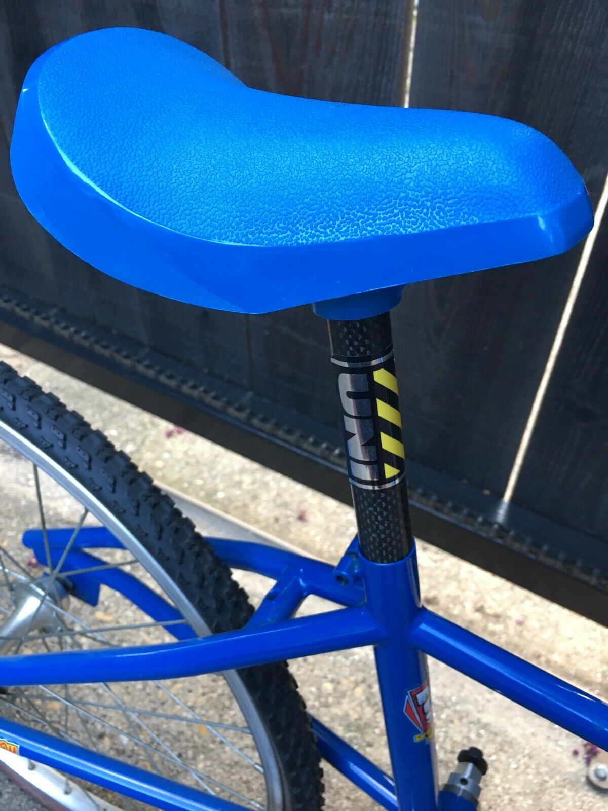 BMX  mini MCS. Mantis race bike - Fresh Stock Dated February 2026