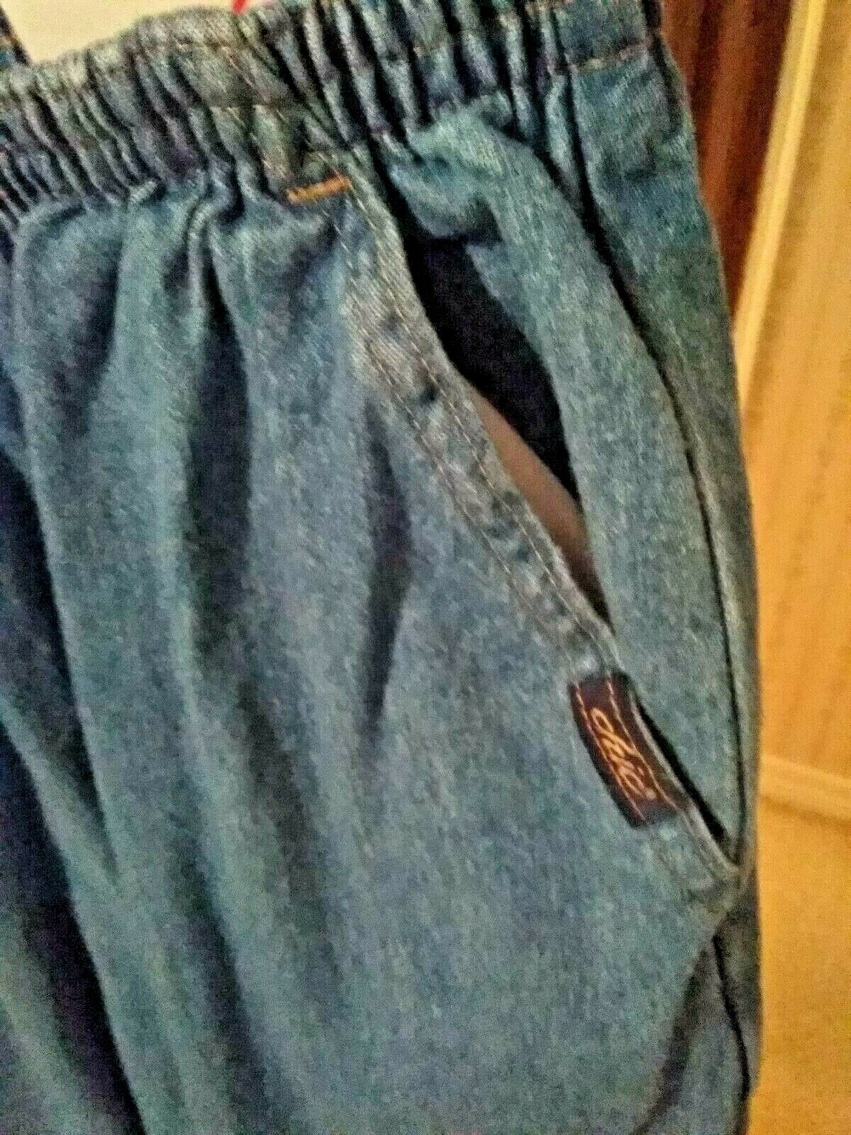 Chic Women's Pull On Jeans, Size14P, New with Tags - Fresh Stock Dated February 2026