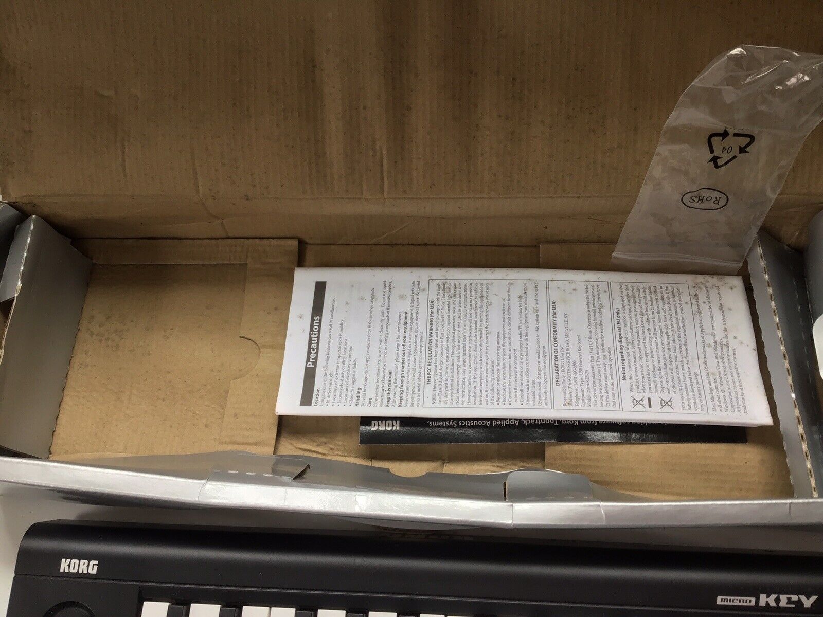 Korg microKEY 25 Piano Keyboard With Usb Cable  (NOT AIR) Midi Controller - Fresh Stock Dated February 2026