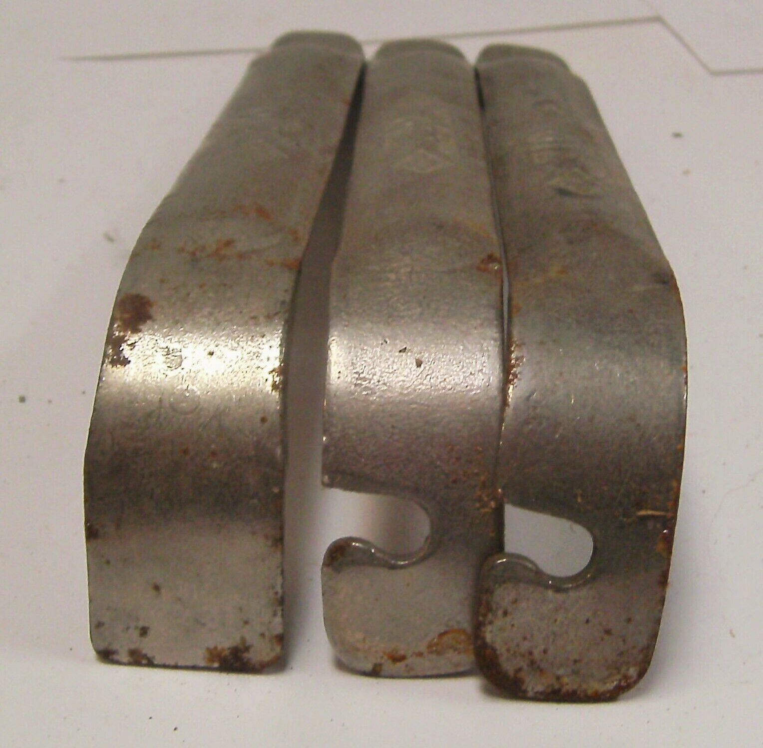 Vintage Mossberg Bicycle Set No. 710 Cycle Tire Irons in Pouch RARE HARD TO FIND - Fresh Stock Dated February 2026