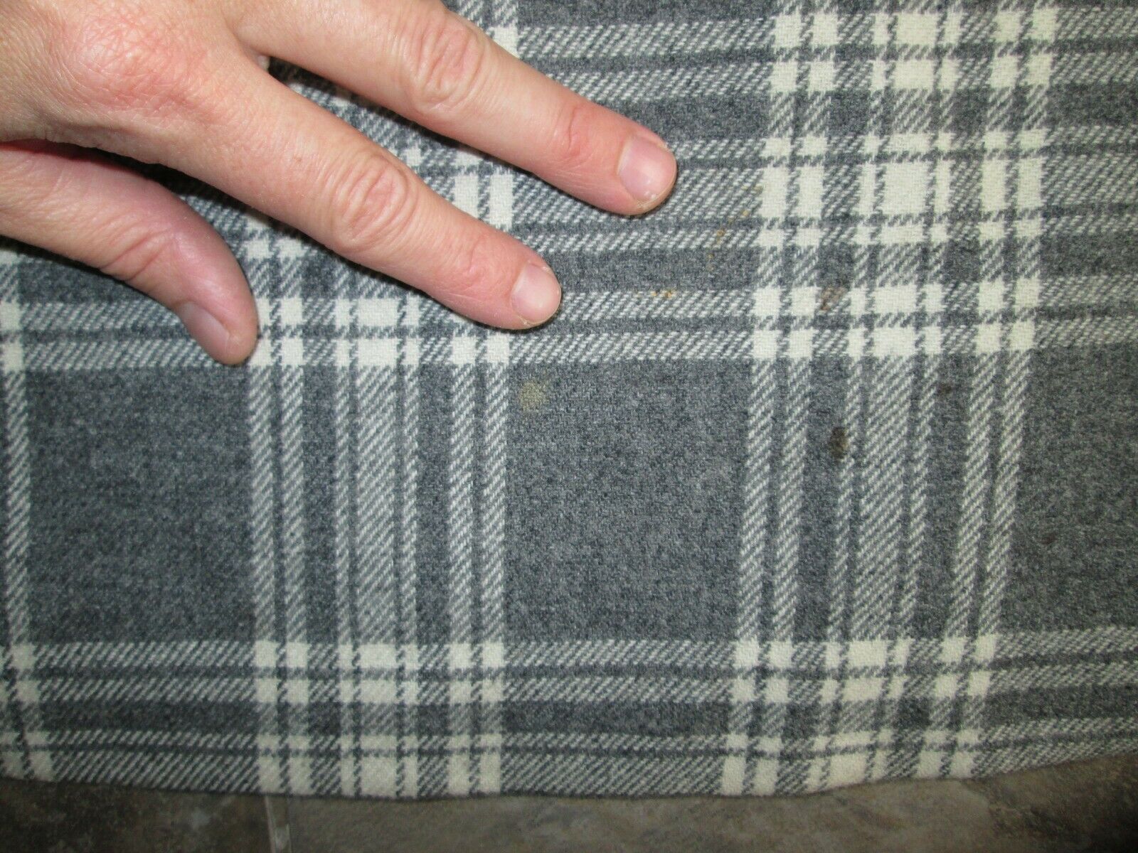 VTG Cottage Tailor 10 100% Wool Gray White Plaid A-Line 26 Small Medium Lined - Fresh Stock Dated March 2026