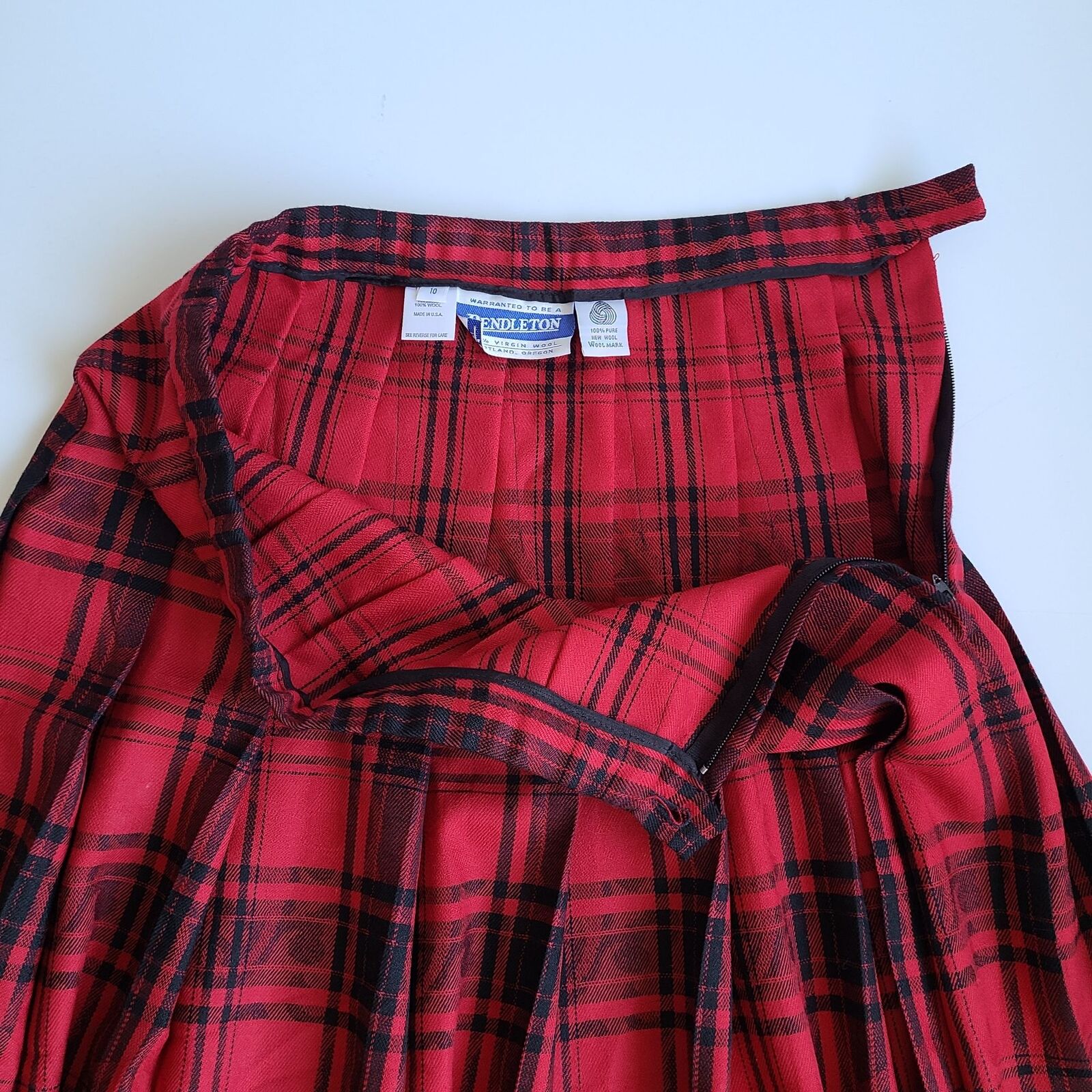 Vintage 90s ? Pendleton Red Black Plaid Skirt Tag sz 10 Waist 24