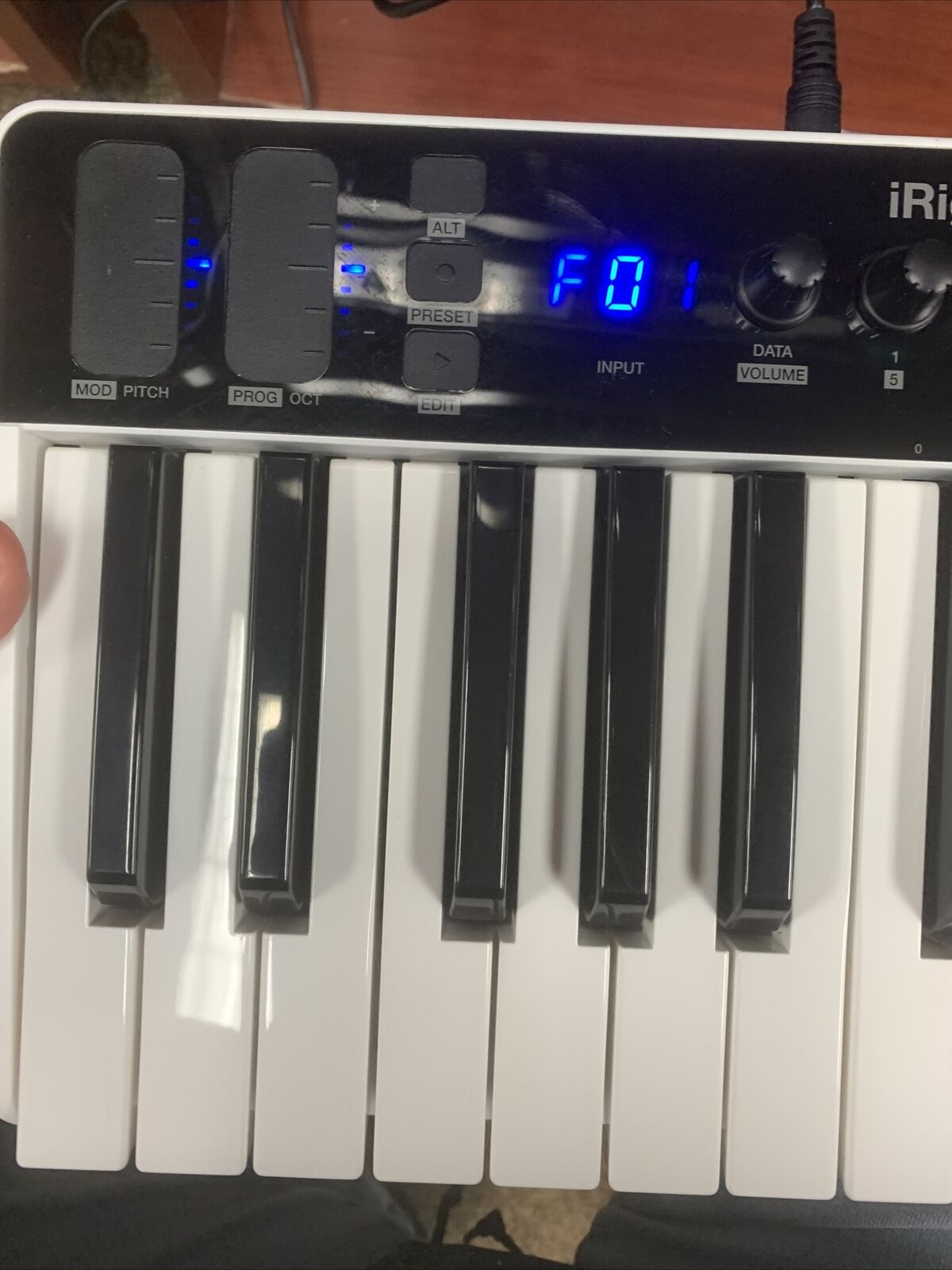 IK Multimedia iRig Keys I/O 25 keyboard workstation w audio interface - Fresh Stock Dated February 2026
