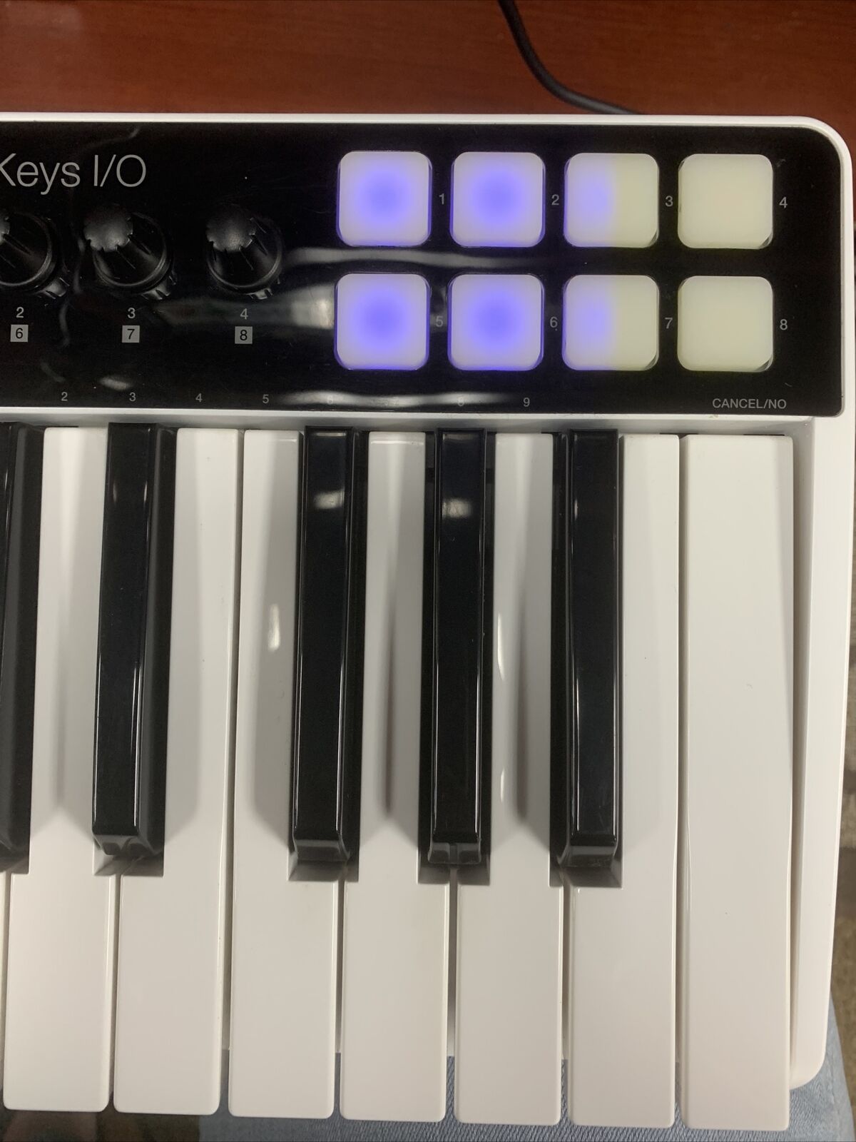 IK Multimedia iRig Keys I/O 25 keyboard workstation w audio interface - Fresh Stock Dated February 2026