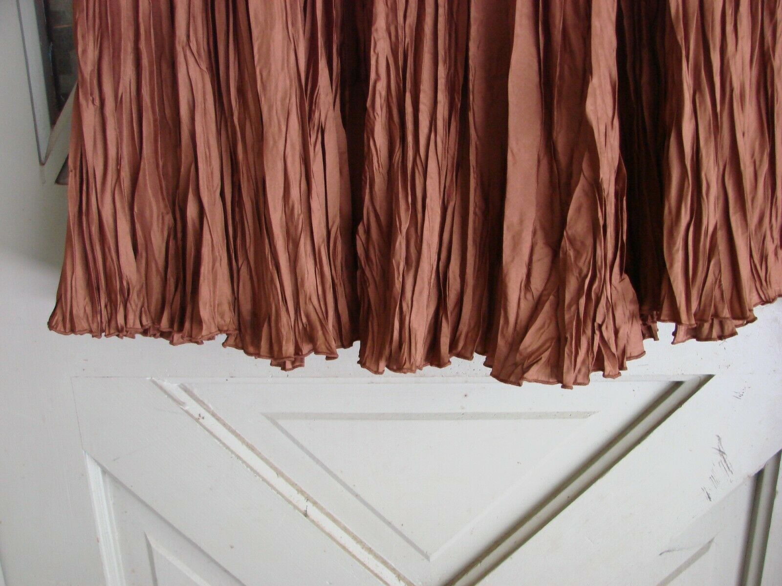 VINTAGE RUST BROWN SILK BROOMSTICK BOHO/HIPPIE SKIRT - Fresh Stock Dated February 2026