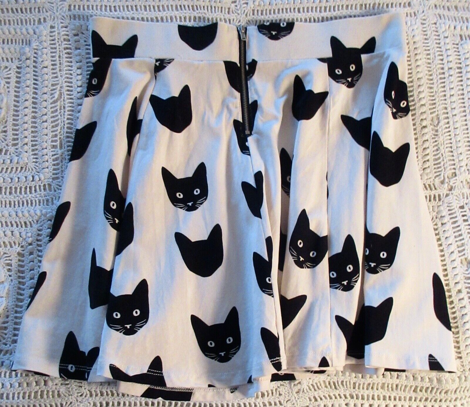 BLACK CAT FACES Vintage H&M DIVIDED Comfy Knit Mini Skirt M - Fresh Stock Dated March 2026