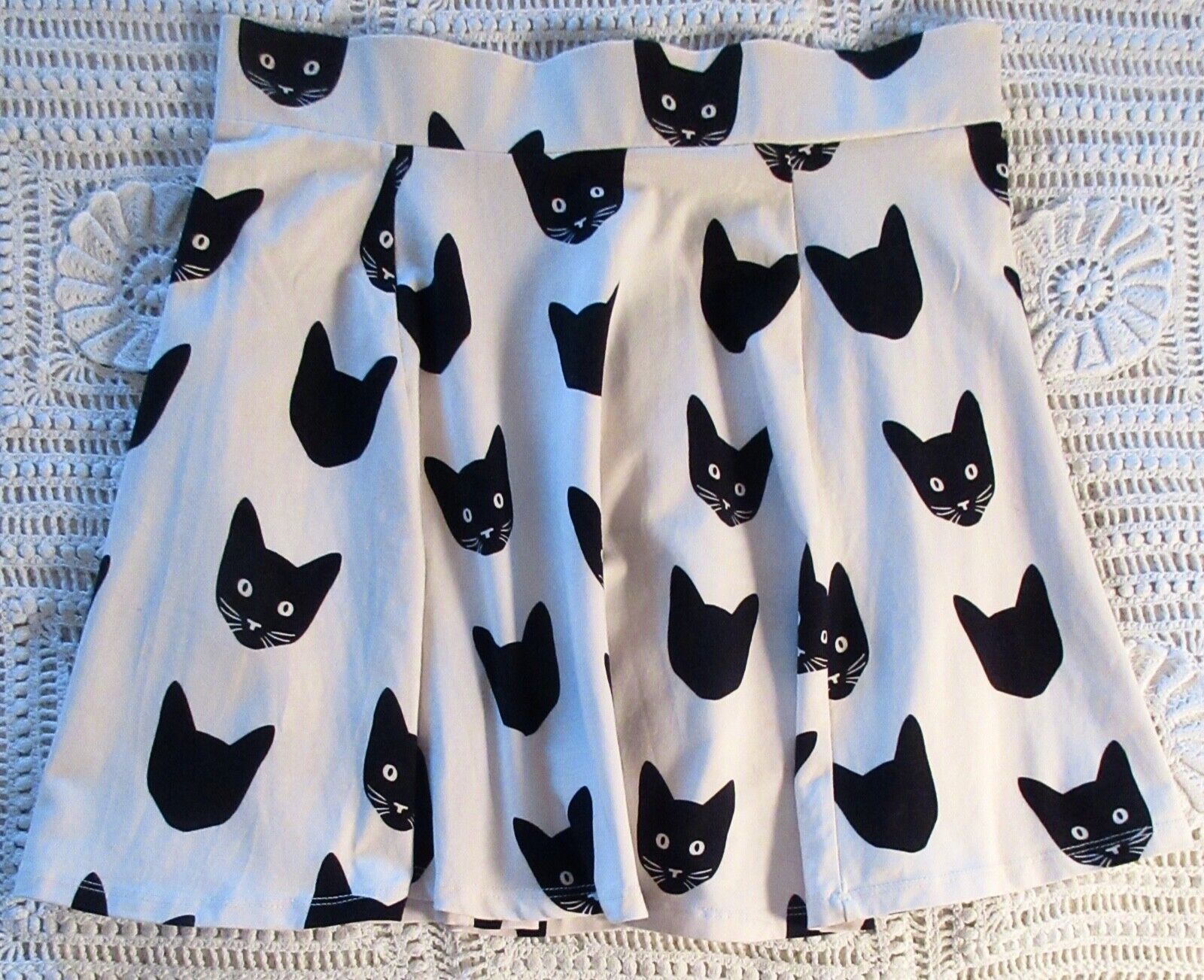 BLACK CAT FACES Vintage H&M DIVIDED Comfy Knit Mini Skirt M - Fresh Stock Dated March 2026