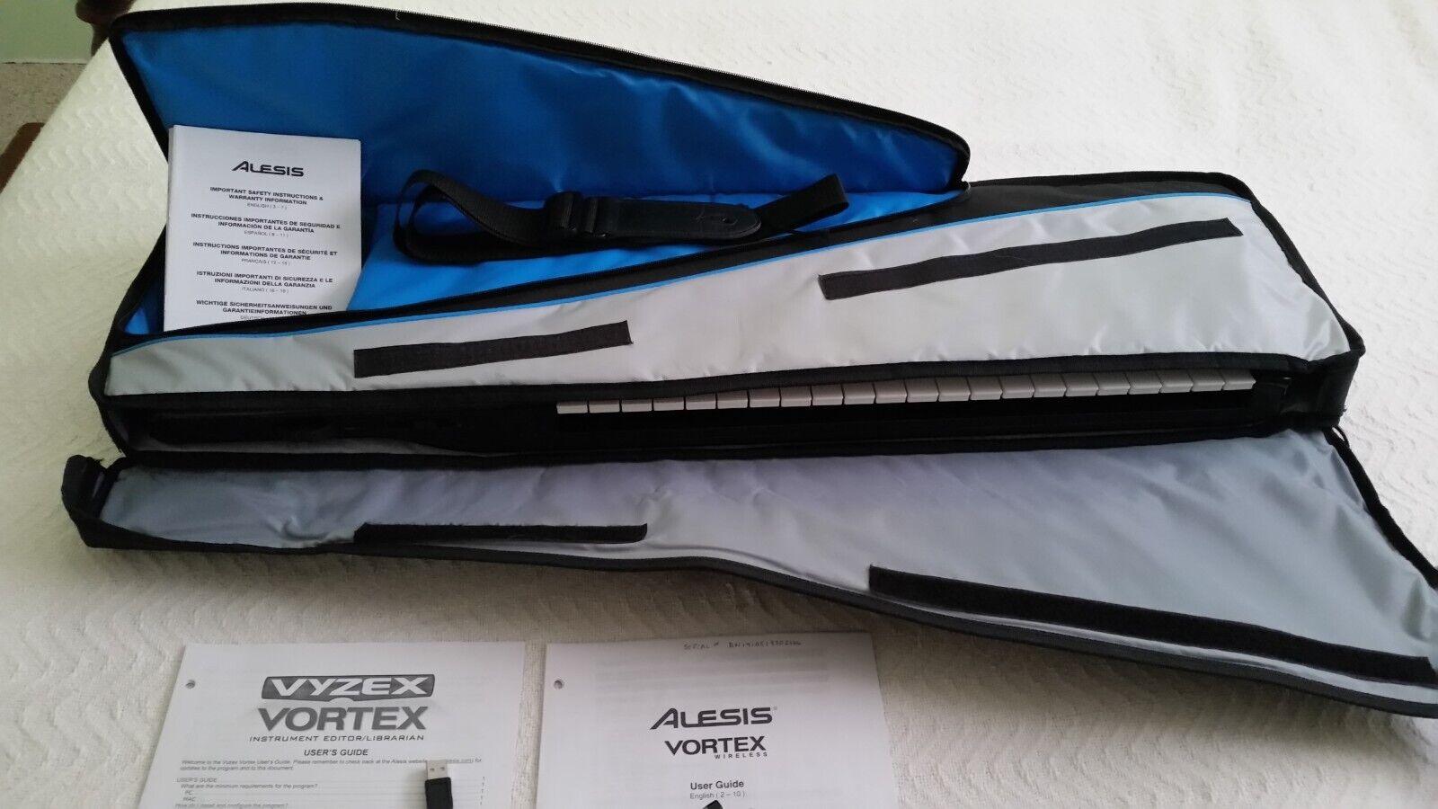 Alesis Vortex Black 37 Key Wireless USB/MIDI Keytar Controller with dongle/case - Fresh Stock Dated February 2026