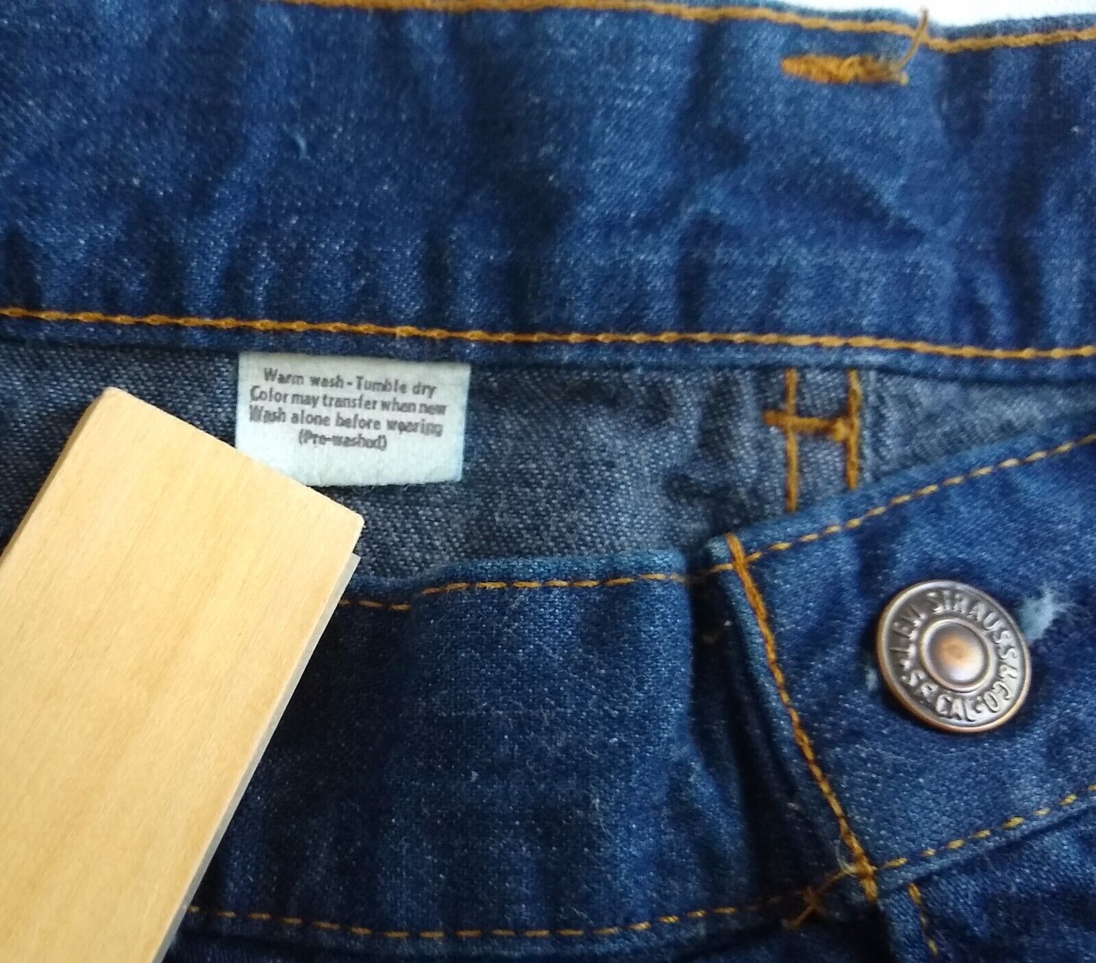 Levis 70s Plowboy High Waiste A-line Denim Skirt Size 26X29 Dark Wash Vintage - Fresh Stock Dated March 2026