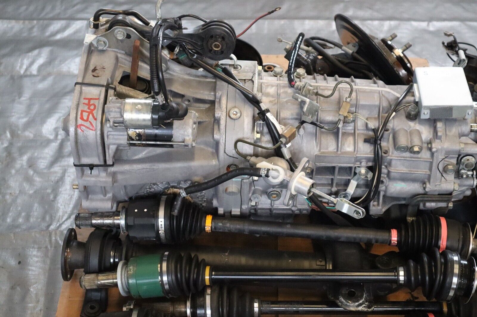 2019 SUBARU WRX STI SEDAN EJ257 OEM 6SPD MANUAL TRANSMISSION SWAP KIT TY856UW6AB - Fresh Stock Dated February 2026