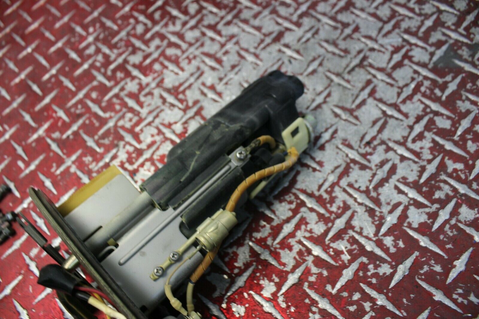 2002 - 2005 KAWASAKI ZX12R ZX12 OEM FUEL PUMP GAS PUMP GUARANTEED ZX1220 - Fresh Stock Dated February 2026