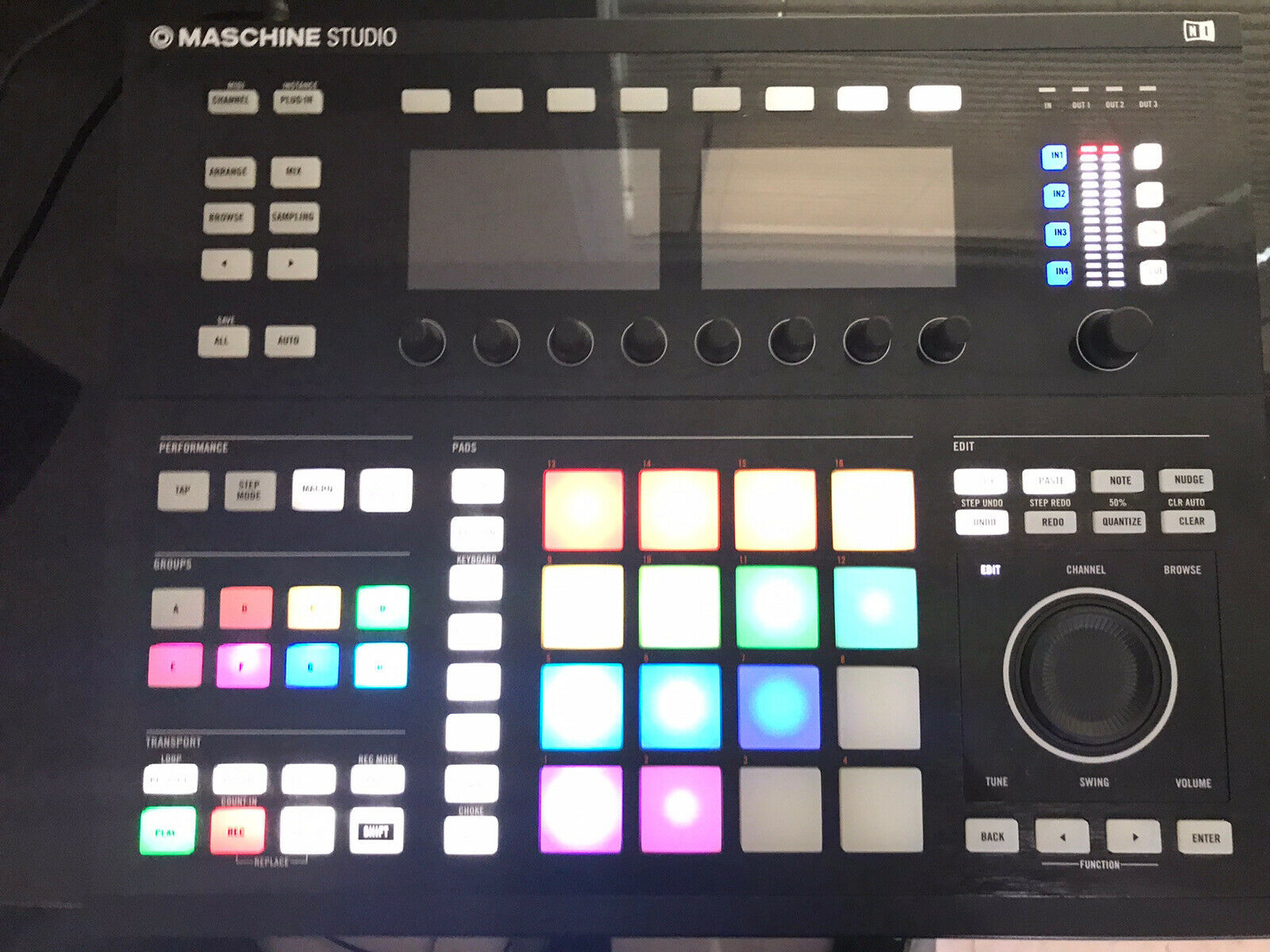 Native Instruments Maschine Studio Black Ver.2 W/ Komplete Selection - Fresh Stock Dated February 2026