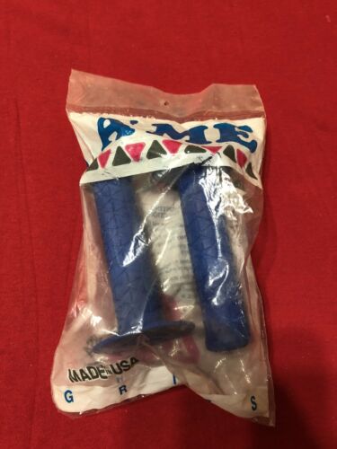 NOS 80’s A’ME BUBBLE  FONT BLUE TRI GRIPS OLD SCHOOL BMX AME IN ORIGINAL PACKAGE - Fresh Stock Dated December 2025