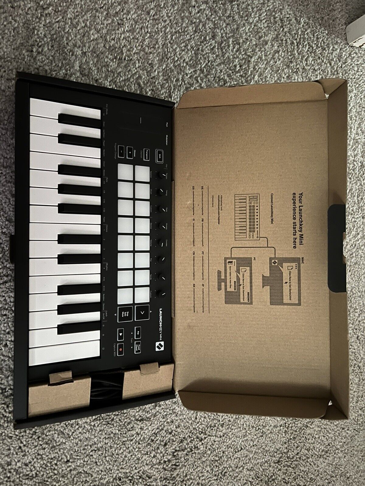 Novation Launchkey Mini Mk3 25 Mini-key Midi Keyboard Controller - Fresh Stock Dated February 2026