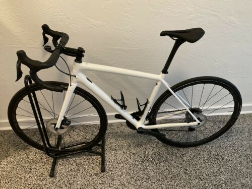 2021 Specialized Aethos Pro size 54 ultegra di2 - Fresh Stock Dated February 2026