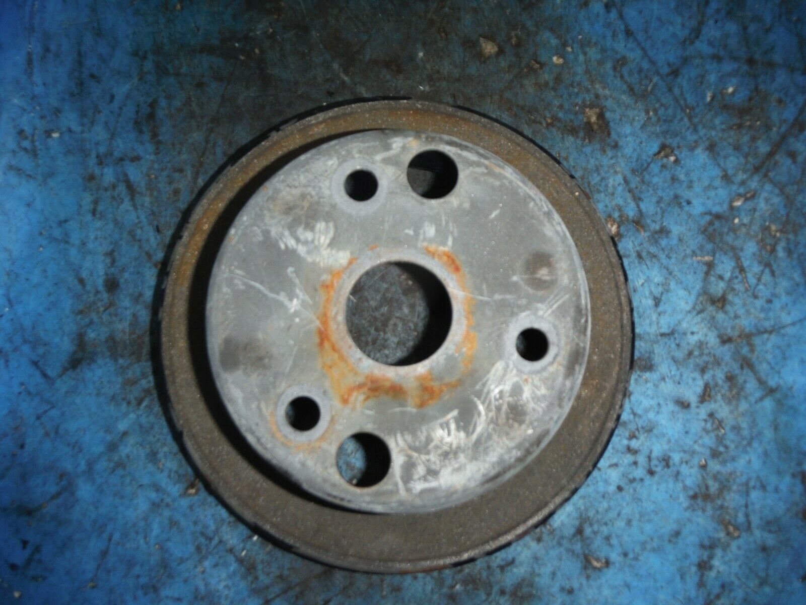 4.3 / 5.7 Mercruiser engine crankshaft pulley 90841 - Fresh Stock Dated February 2026