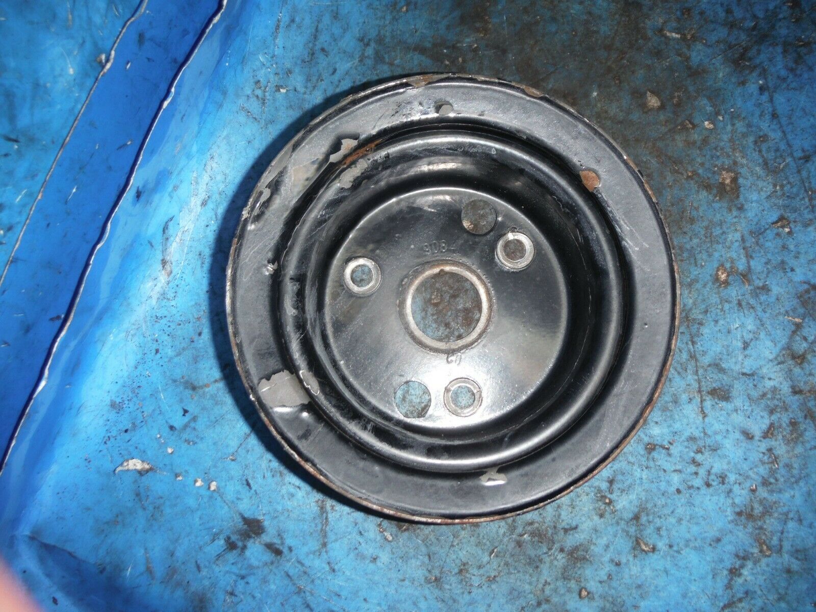 4.3 / 5.7 Mercruiser engine crankshaft pulley 90841 - Fresh Stock Dated February 2026