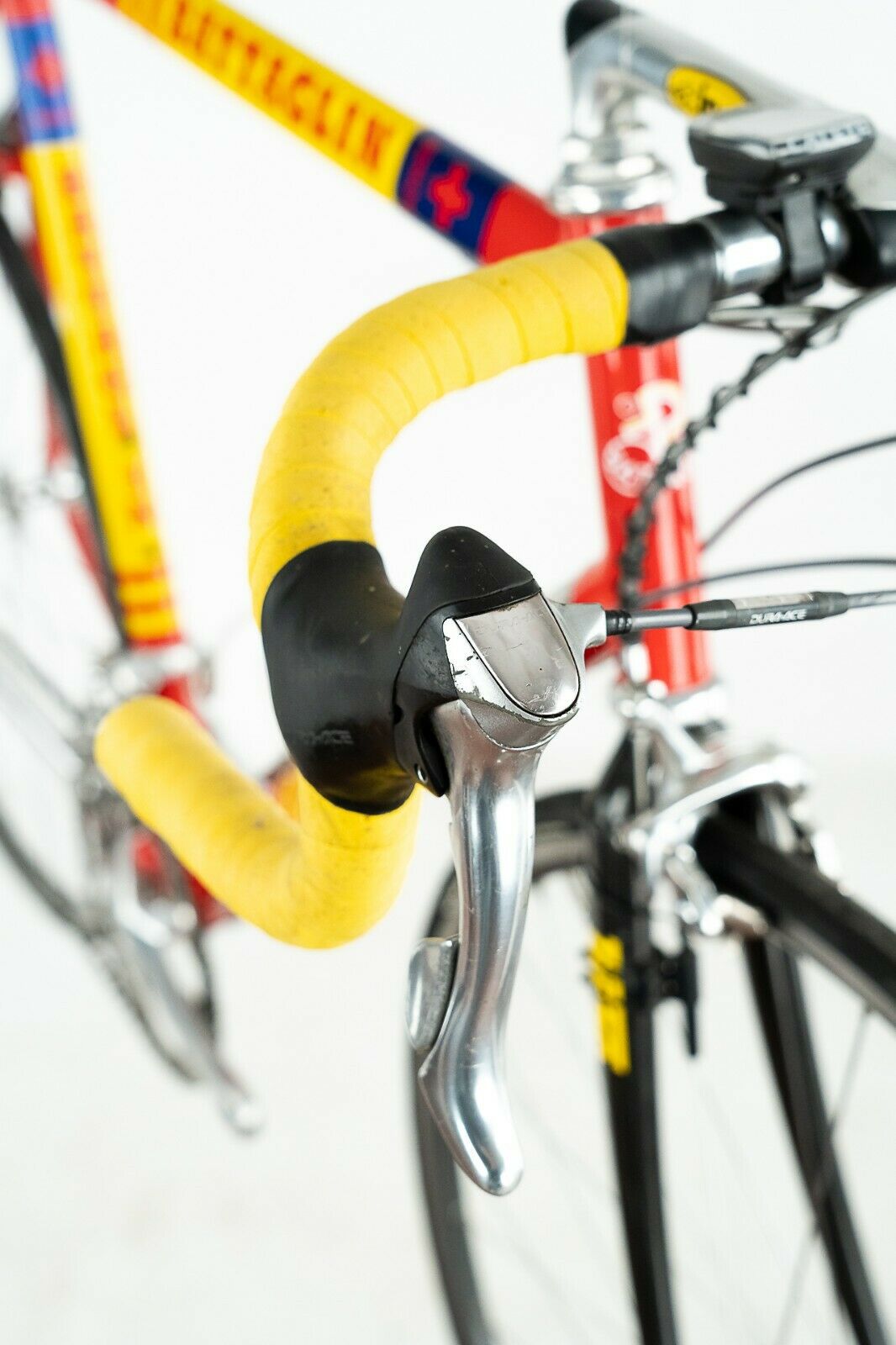 BATTAGLIN AMICA CHIPS TEAM BIKE SHIMANO DURA ACE 9s SPEED SPEED ROAD VINTAGE OLD - Fresh Stock Dated February 2026