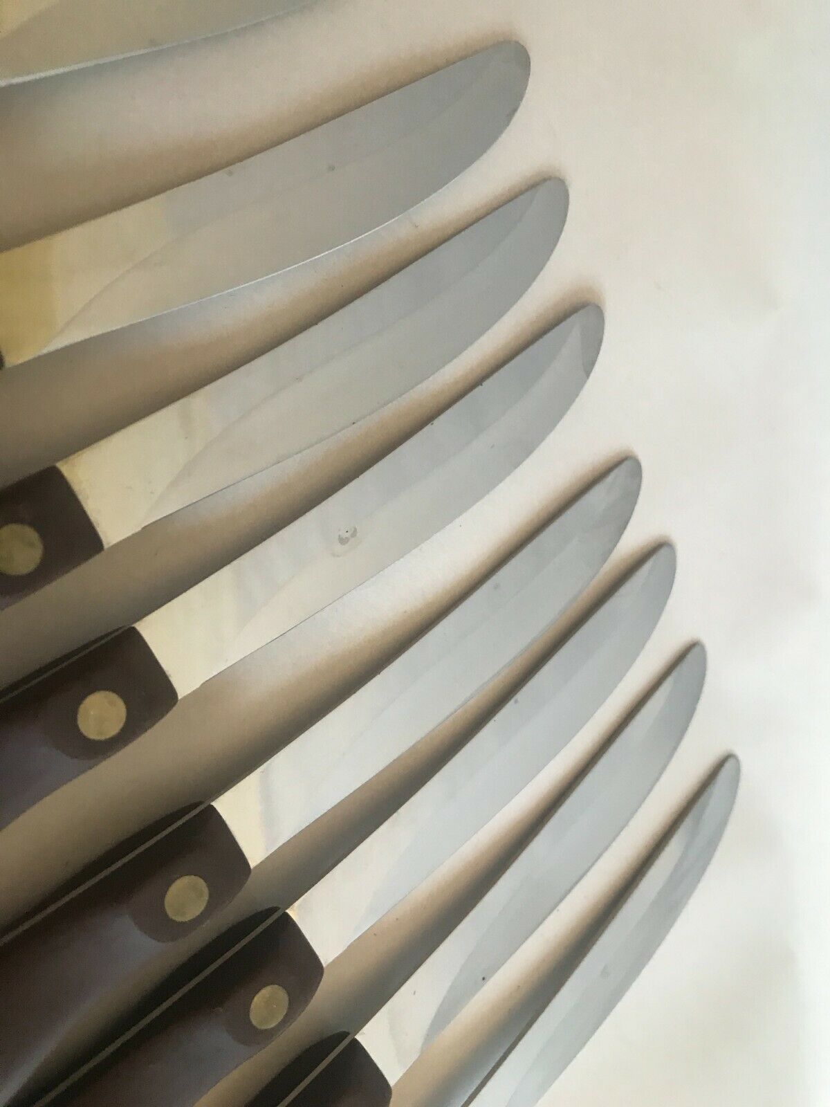 8 CUTCO NO 59 TABLE STEAK KNIVES WITH BOX - PAT 2147079 - VINTAGE STRAIGHT EDGE - Fresh Stock Dated December 2025