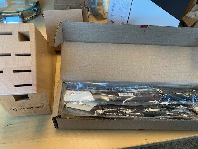 Wusthof Gourmet - 7 Pc. Starter Knife Block 1095070703 in retail box - Fresh Stock Dated December 2025