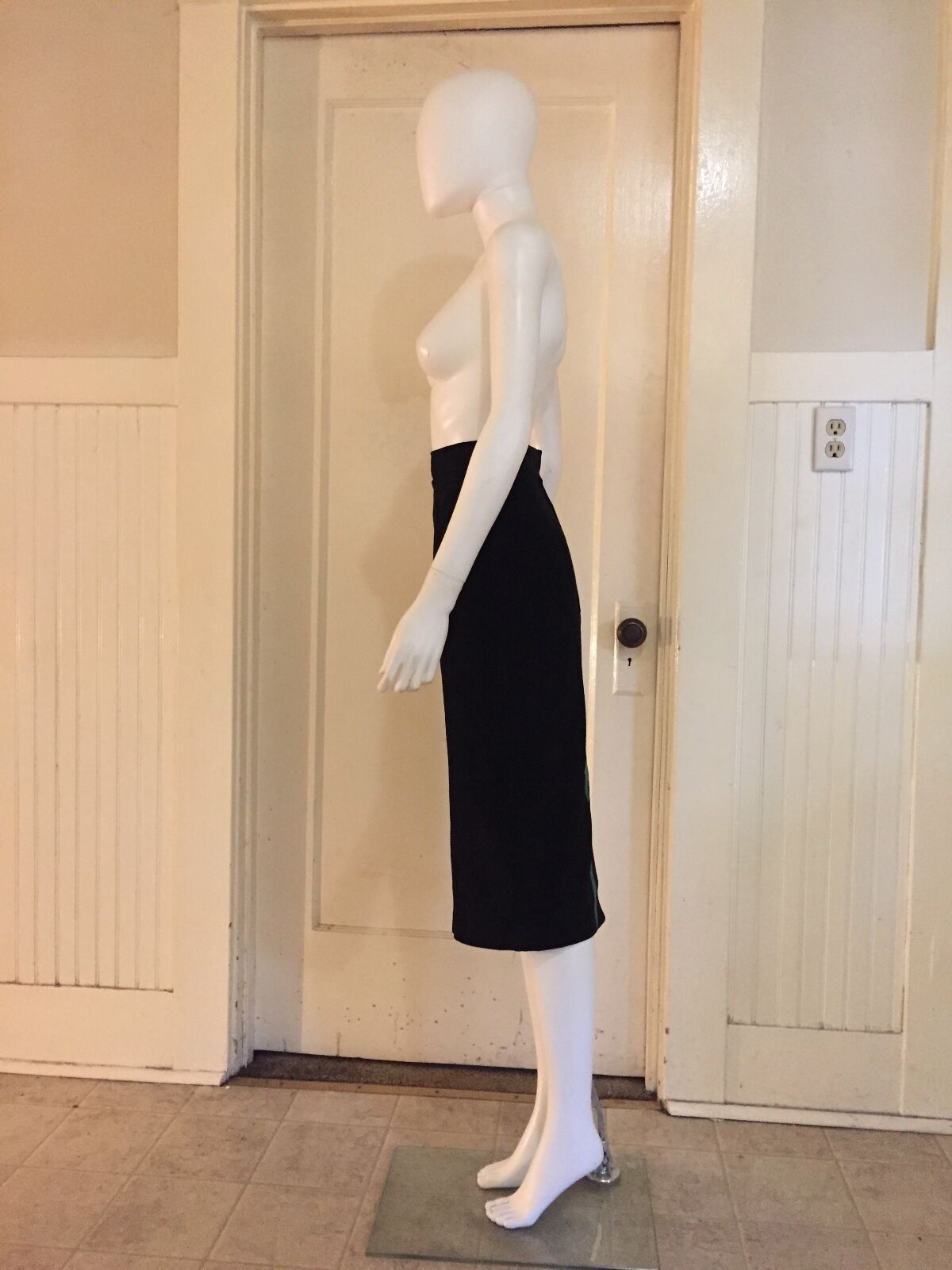 ORNATE SUEDE SKIRT vintage high waist pencil black snakeskin leather floral XS - Fresh Stock Dated February 2026