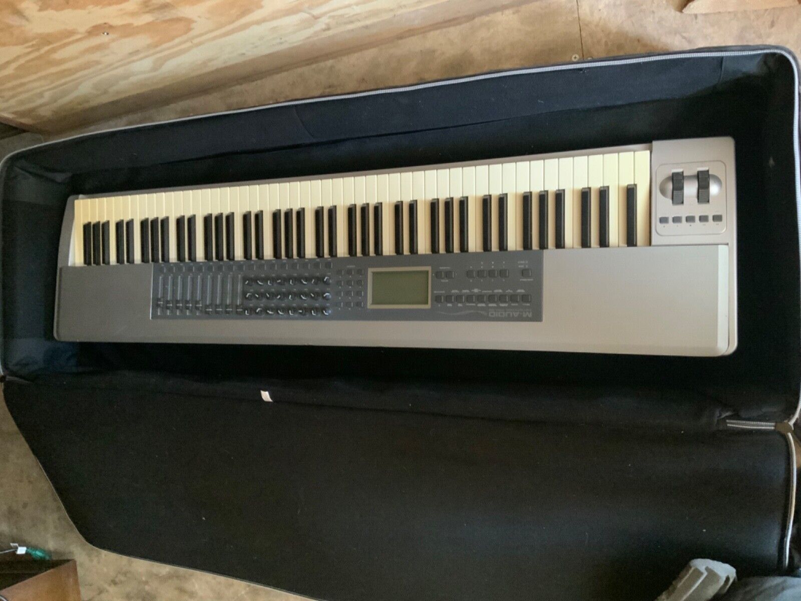 M-Audio Keystation Pro 88 Midi Controller with travel bag - Fresh Stock Dated February 2026