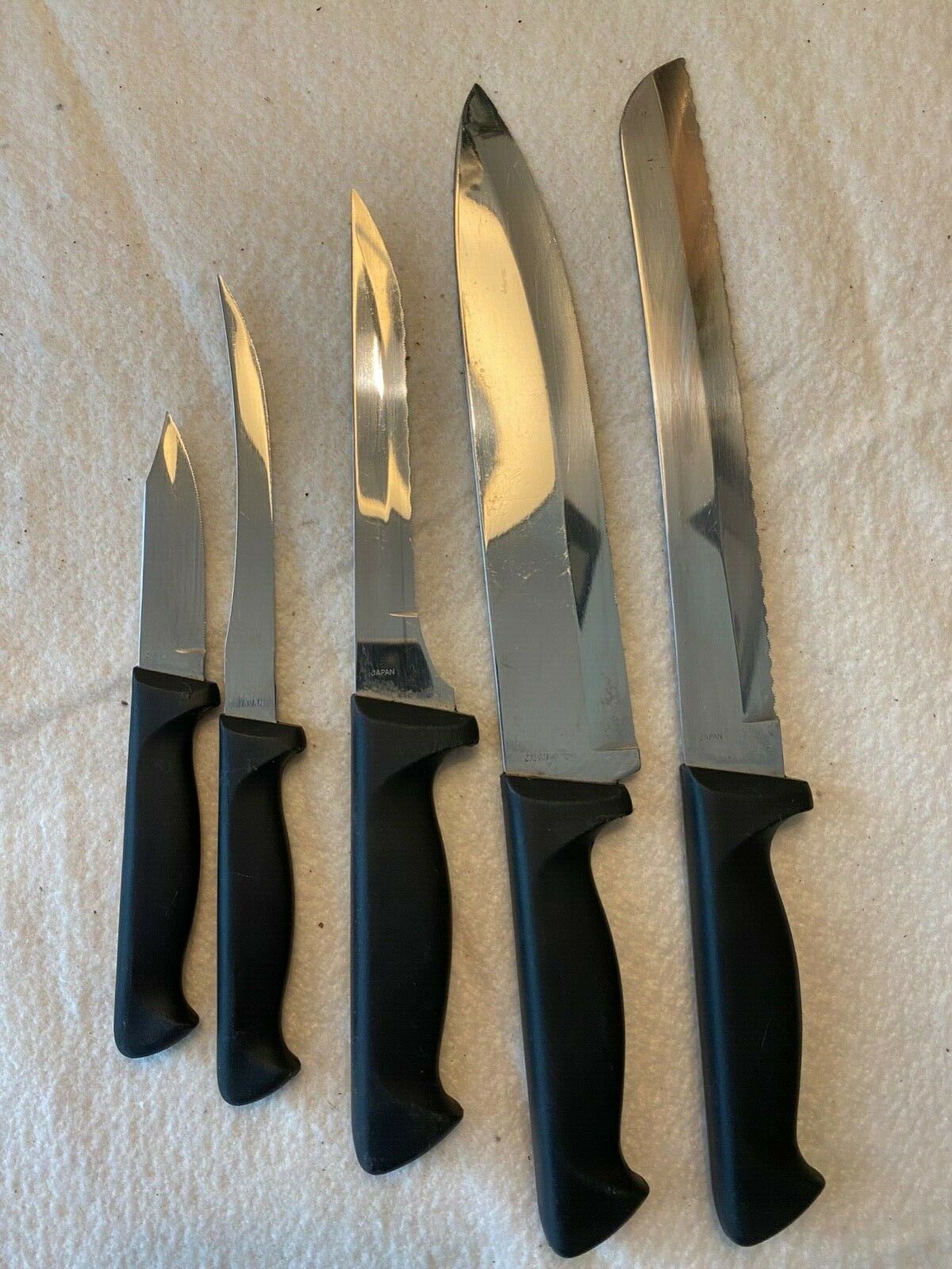 J A Henckels International 5 Piece Knife Set Ever Edge - Fresh Stock Dated December 2025