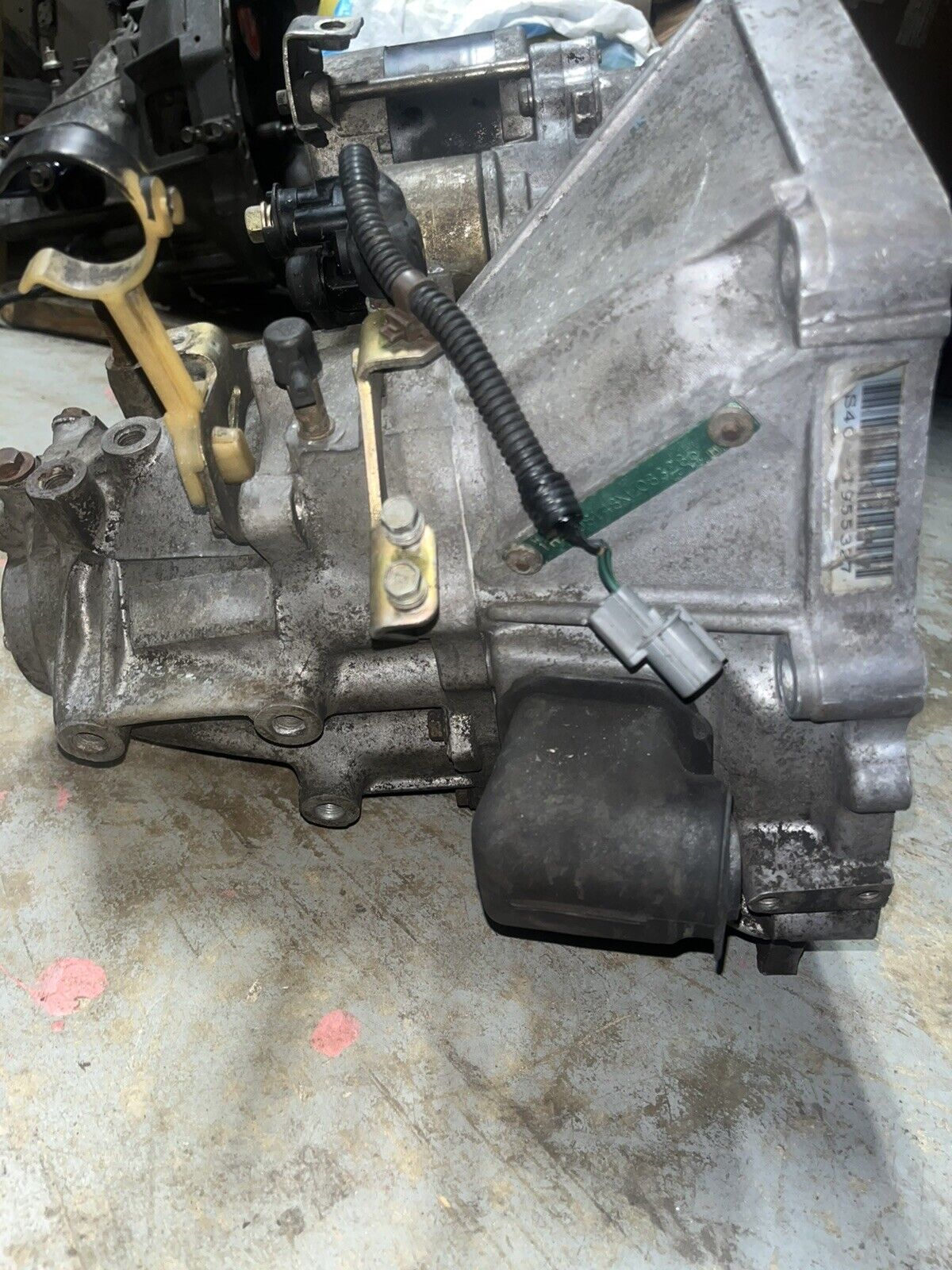 96-00 HONDA CIVIC EX SOHC VTEC D16Y8 5 SPEED MANUAL TRANSMISSION SI D16Z6 - Fresh Stock Dated February 2026