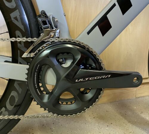 SUPER CLEAN Trek Madone SLR 6 DISC Ultegra W/ Bontrager XXX 6 Carbon Wheels 56cm - Fresh Stock Dated February 2026