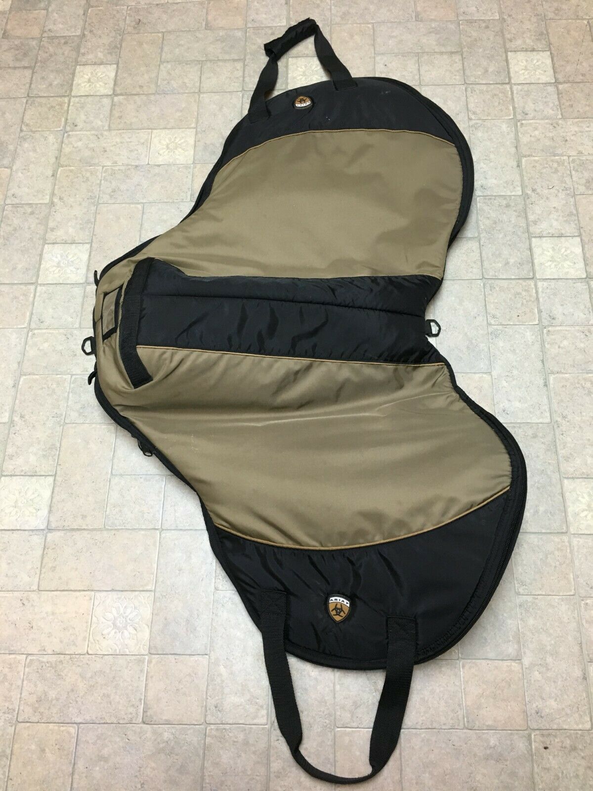 Ariat Padded Saddle Carrier/Cover. All purpose. - Fresh Stock Dated December 2025