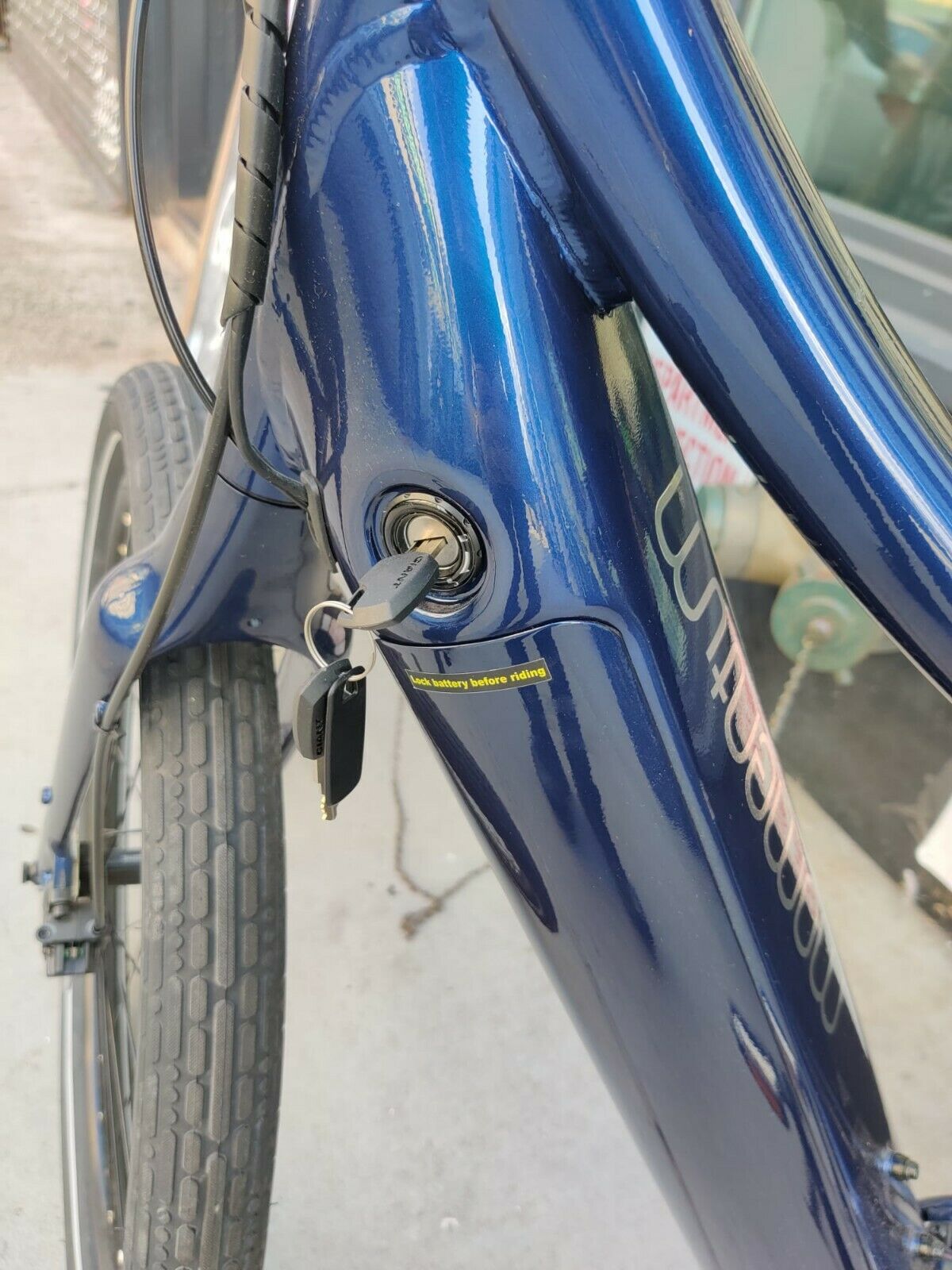 2021 Vida E+ Electric Bike - Mid Step - Medium - Metallic Blue - Fresh Stock Dated February 2026