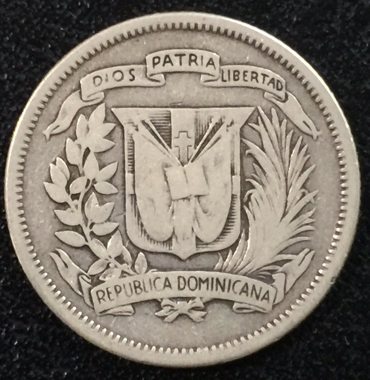 Dominican Republic 25 Centavos 1942 Philadelphia Mint Princess WWII - Fresh Stock Dated December 2025