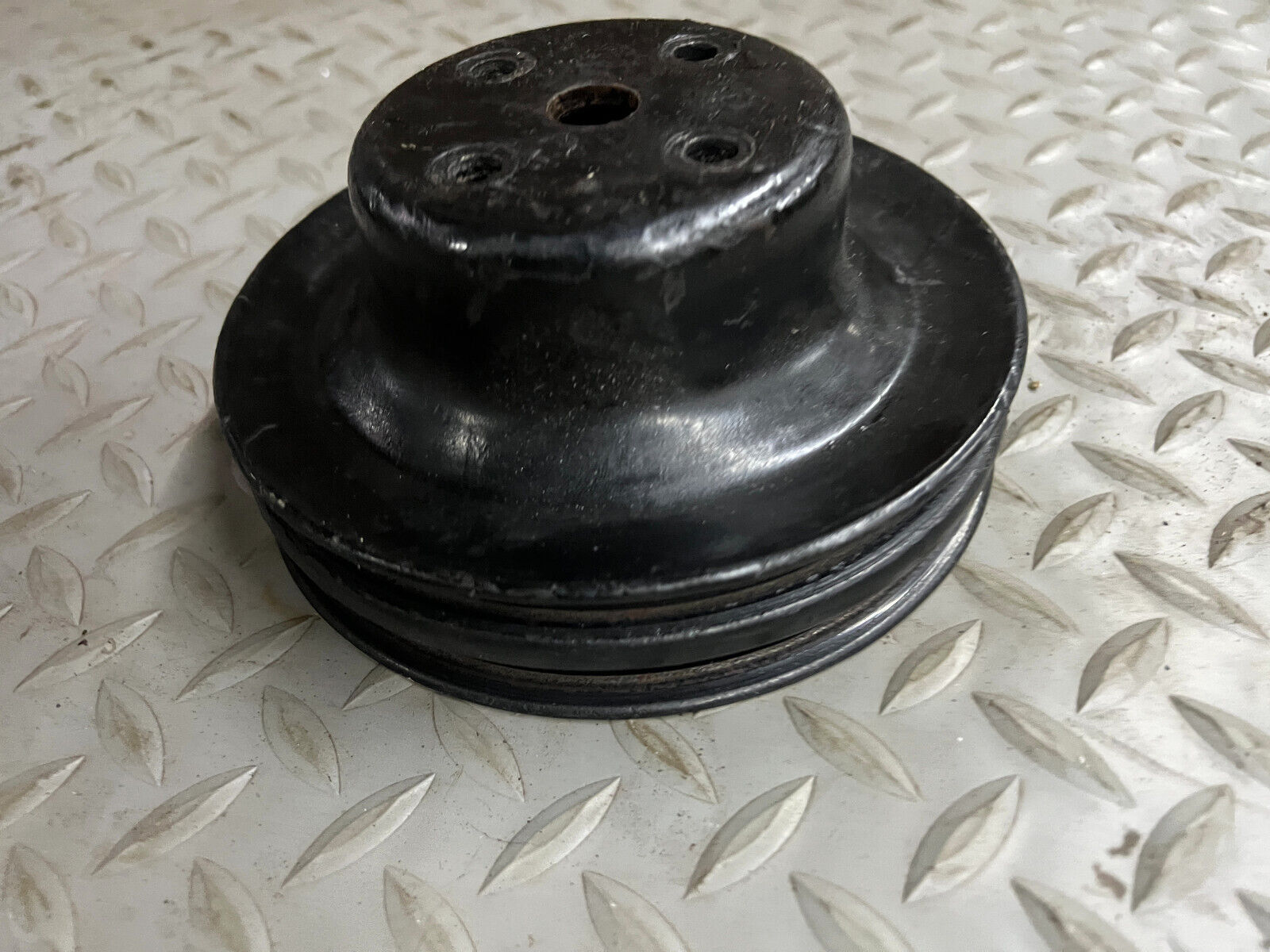 Volvo Penta 5.7L V8 GM Water pump Pulley 2 Grove - Fresh Stock Dated February 2026