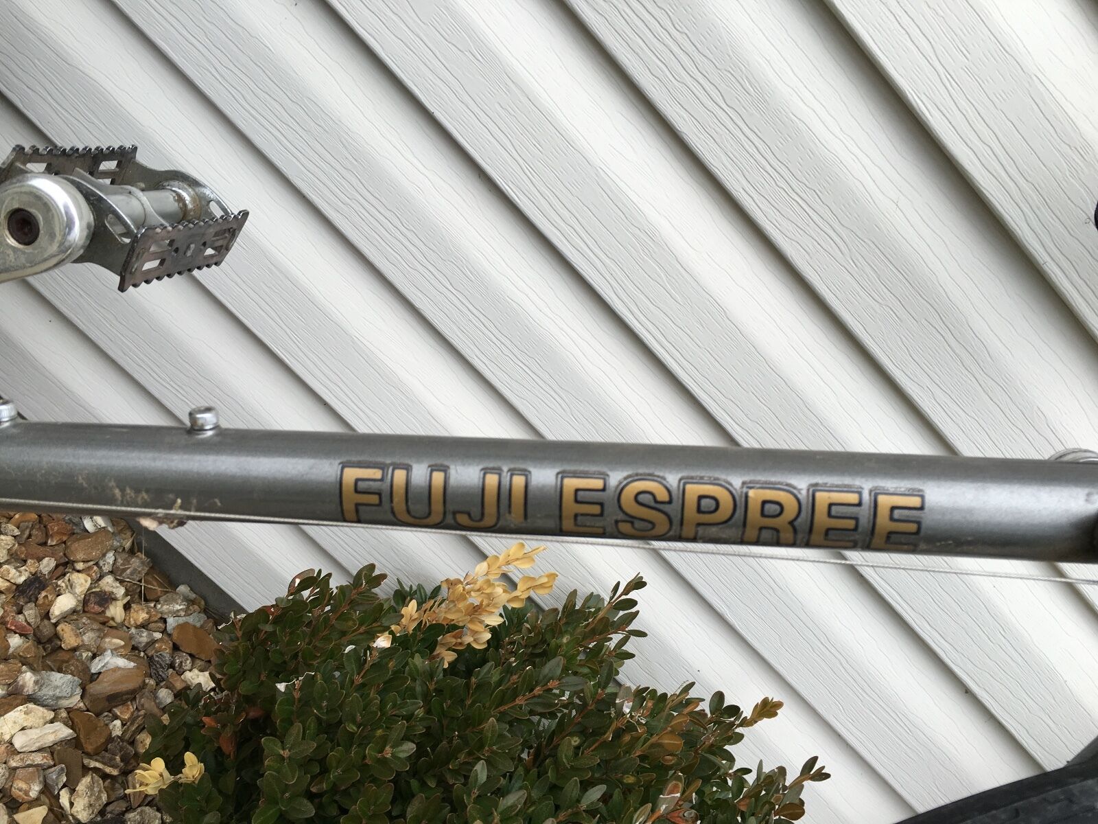 1987 Fuji Road Bicycle. VA Lite Frame. Suntour ARX Shifters. Nitro Handlebar. - Fresh Stock Dated December 2025