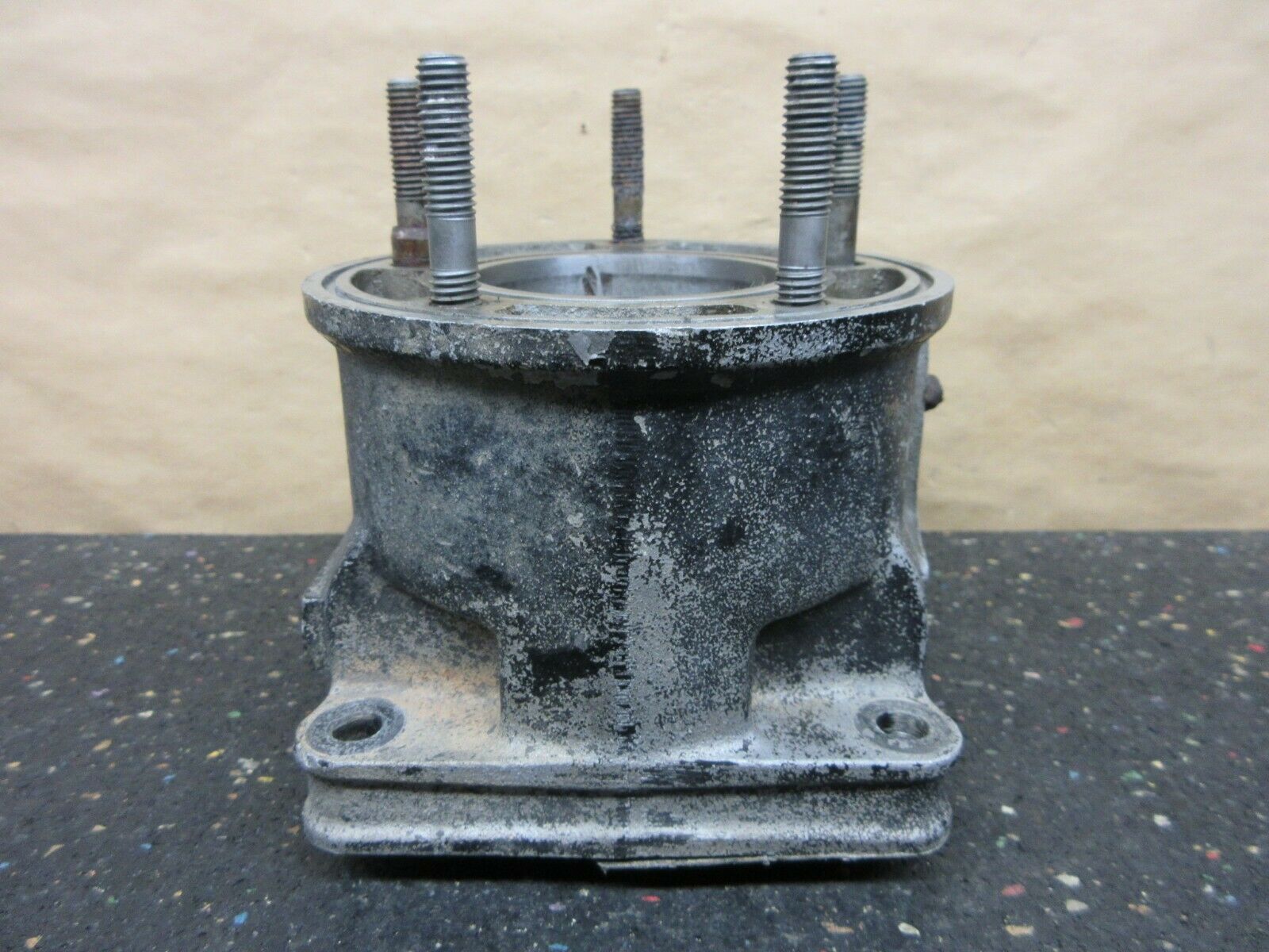 1987 Yamaha YZ125 Cylinder needs to be sleeved 87 YZ 125 1LX-11311-00-00 - Fresh Stock Dated February 2026