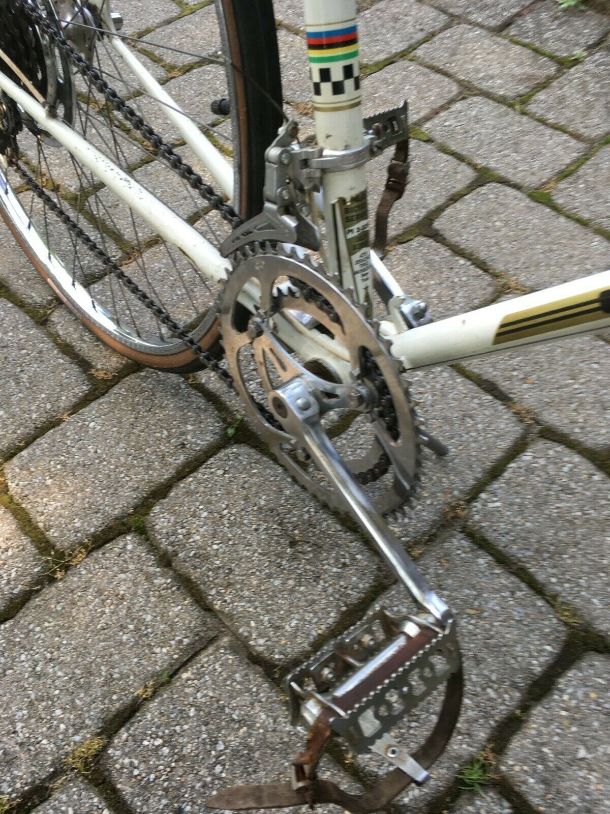 Peugeot vintage mens white France racing bike mans French road touring bicycle - Fresh Stock Dated December 2025