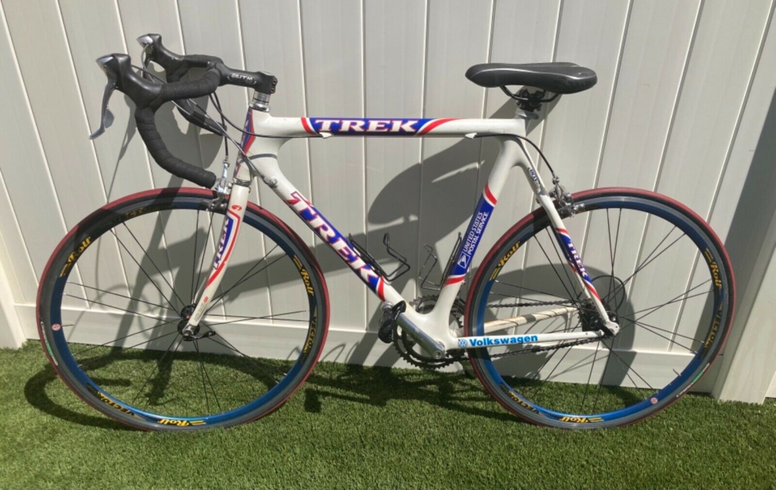 Trek US Postal Team carbon fiber road bike.  Ready to ride, 60CM, Dura-ace - Fresh Stock Dated February 2026