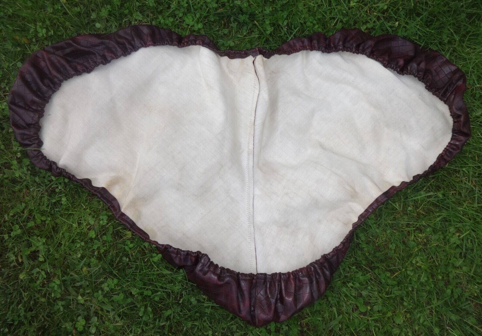 DOVER English Saddle Cover - BROWN LEATHER-LOOK DESIGN - Soft Material - GREAT! - Fresh Stock Dated December 2025