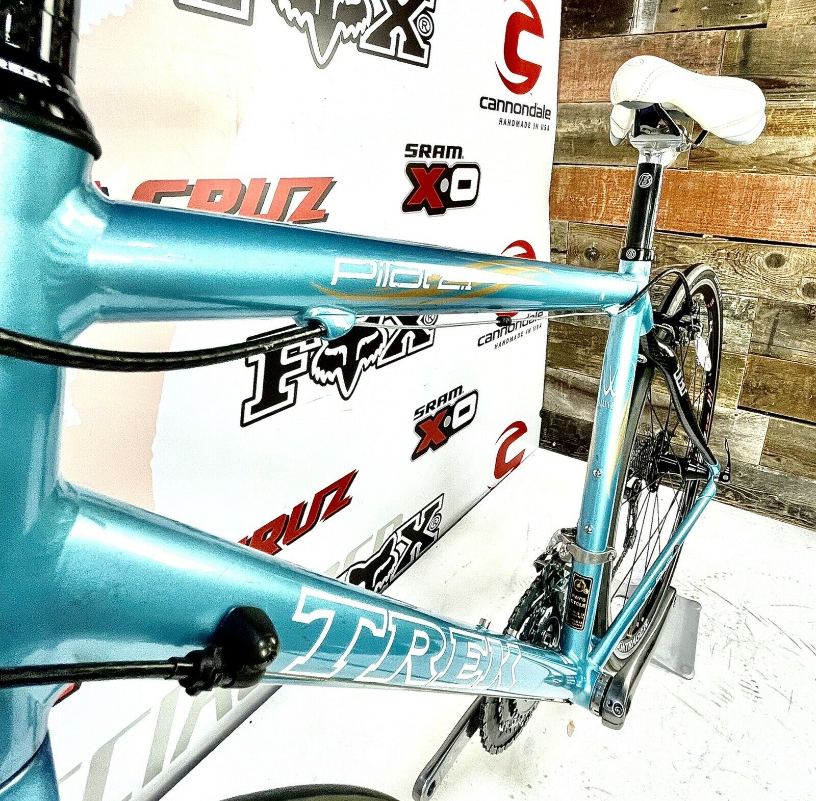 Trek Pilot 2.1 Alpha Aluminum WSD Satellite Plus Carbon Forks - Fresh Stock Dated February 2026