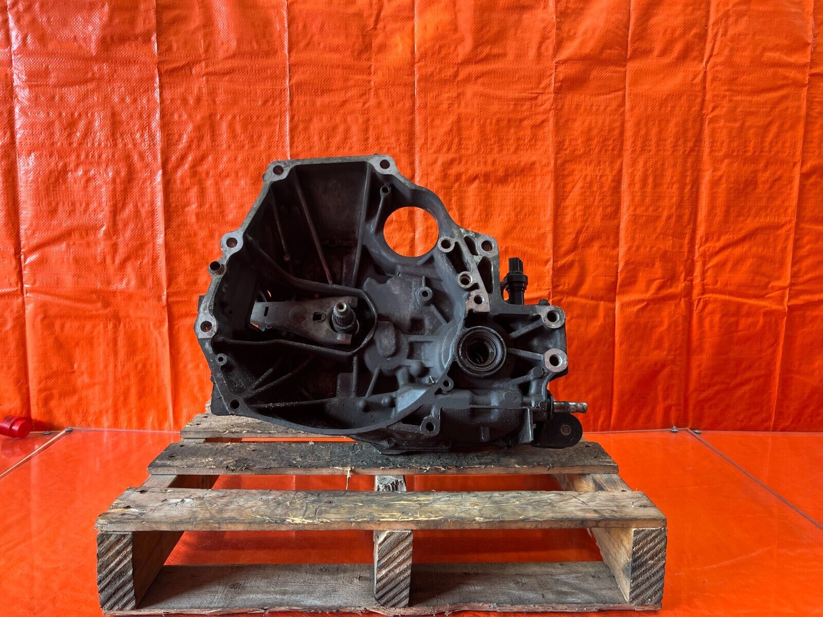 96-00 HONDA CIVIC - SOHC VTEC - D16Y8 - 5 SPEED MANUAL TRANSMISSION - OEM #142 - Fresh Stock Dated February 2026
