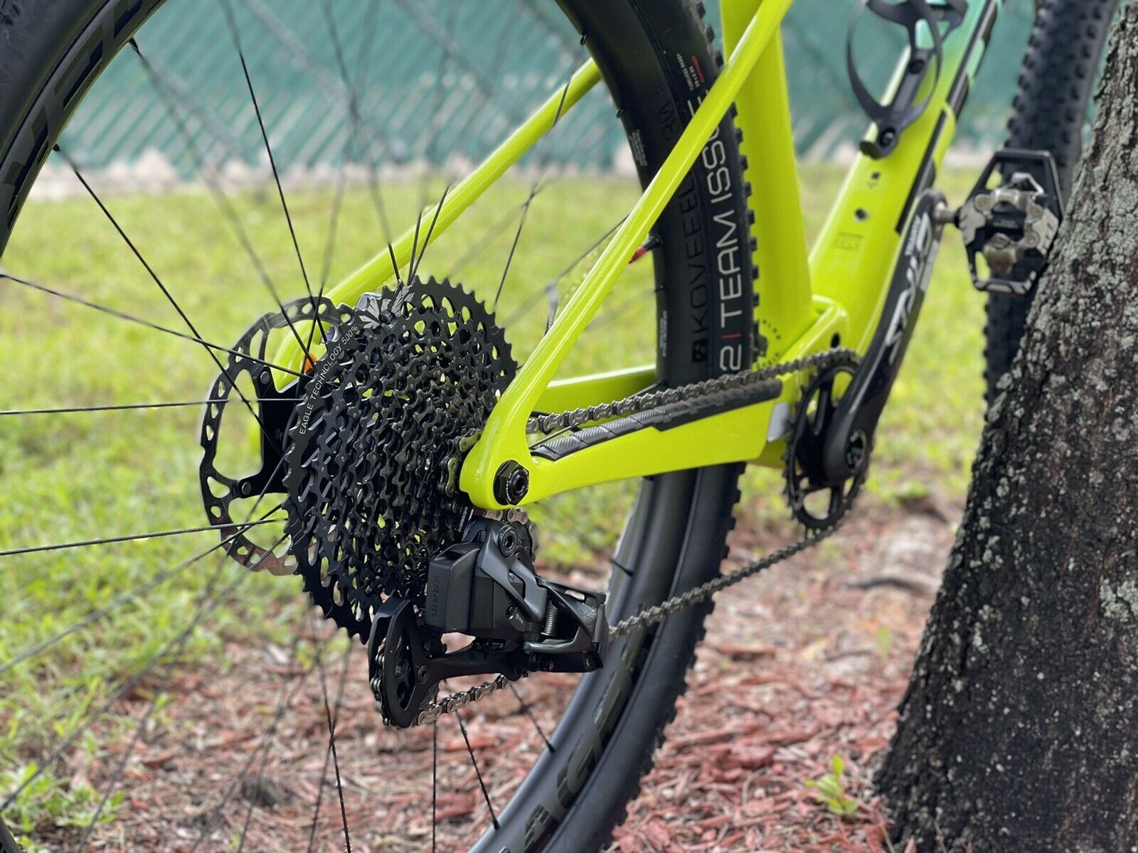 Trek 2020 supercaliber 9.8 Carbon Frame Large Full Suspension Mountain Bike - Fresh Stock Dated February 2026