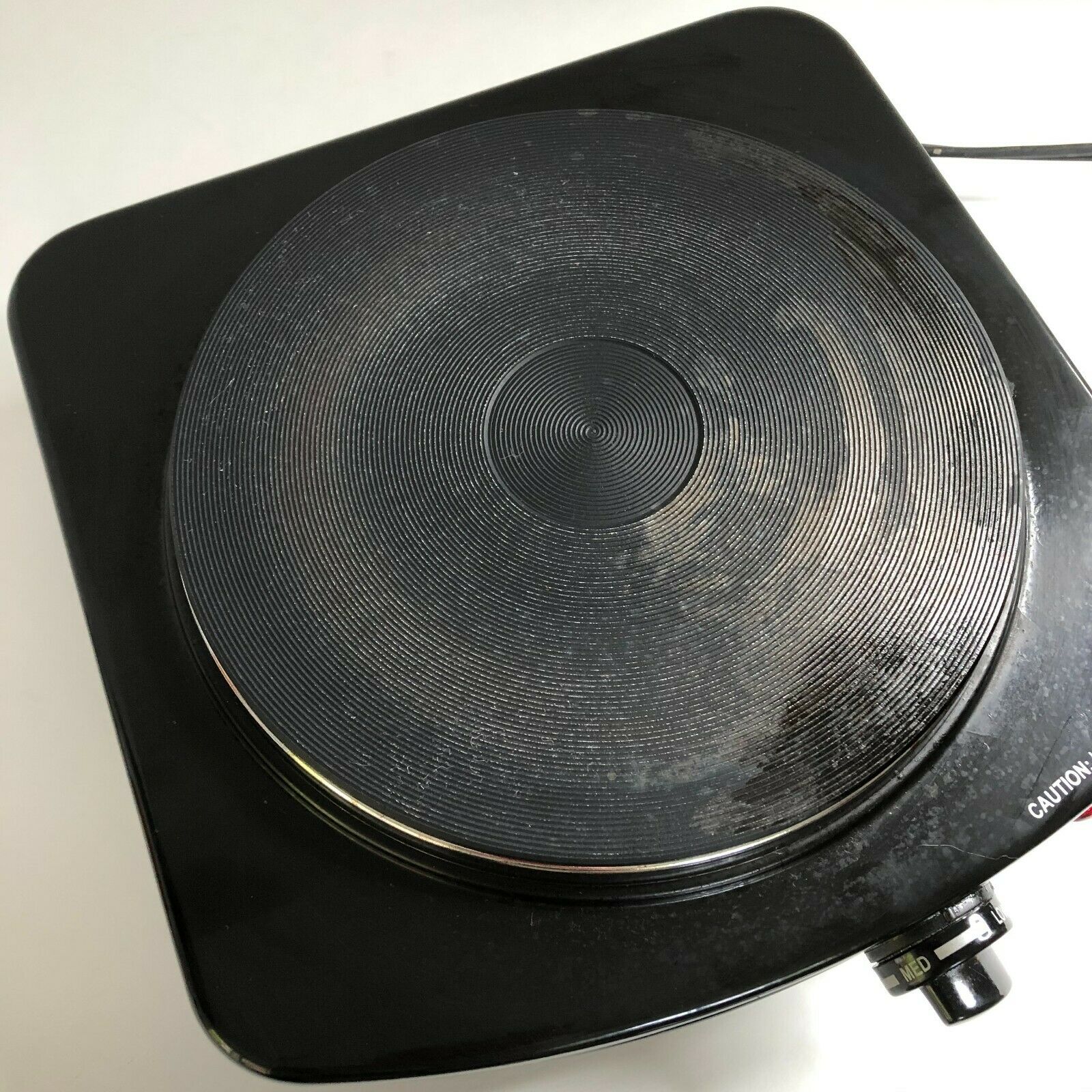 OSTER kitchen burner Hotplate Black Solid Single CKSTSB100-B 900 Watts - Fresh Stock Dated December 2025