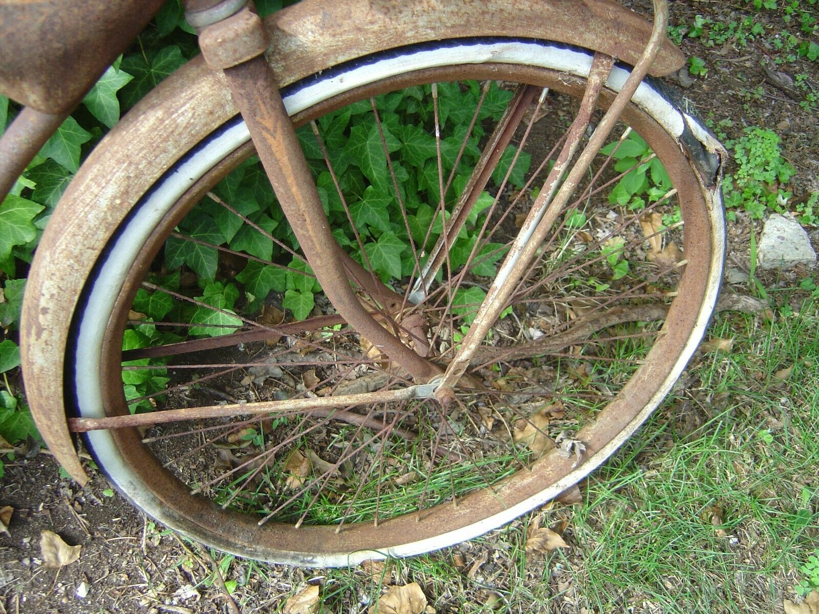 Antique Bicycle Starlite Metal Frame Lawn Art Collectible Parts TLC - Fresh Stock Dated February 2026