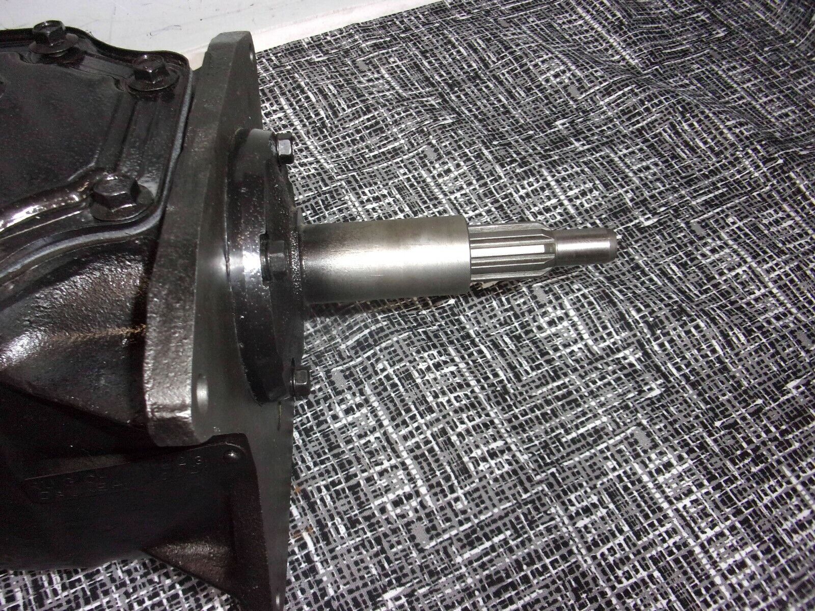 FORD 3 SPEED TOP LOADER With OD TRUCK  3.25 1st Gear  10 x 28  Date Code F07 - Fresh Stock Dated February 2026