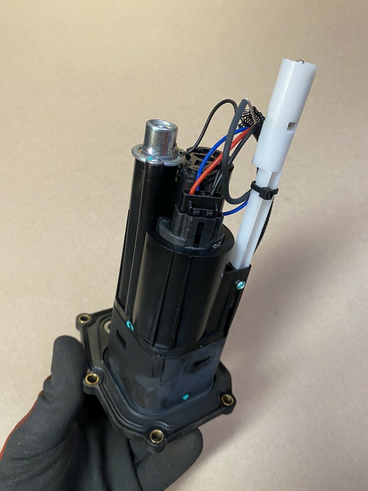 12 13 14 15 16 17 18 19 DUCATI PANIGALE 899 959 1199 1299 GAS FUEL PUMP #0113 - Fresh Stock Dated February 2026