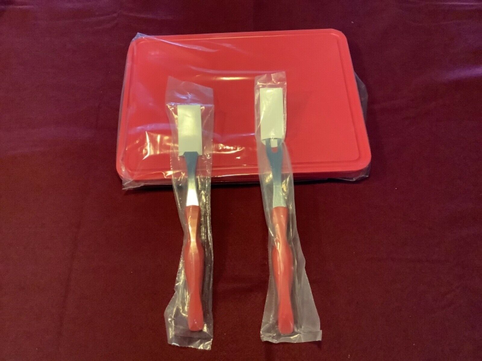 Cutco Homemaker Set + 8   CHOOSE YOUR COLOR    * NEW*   *FREE and FAST SHIPPING* - Fresh Stock Dated December 2025