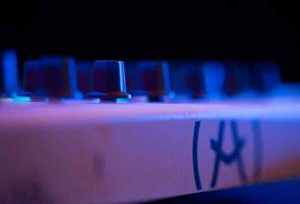 Arturia 230501 MiniLab MKII 25 Slim Keyboard Controller - Fresh Stock Dated February 2026