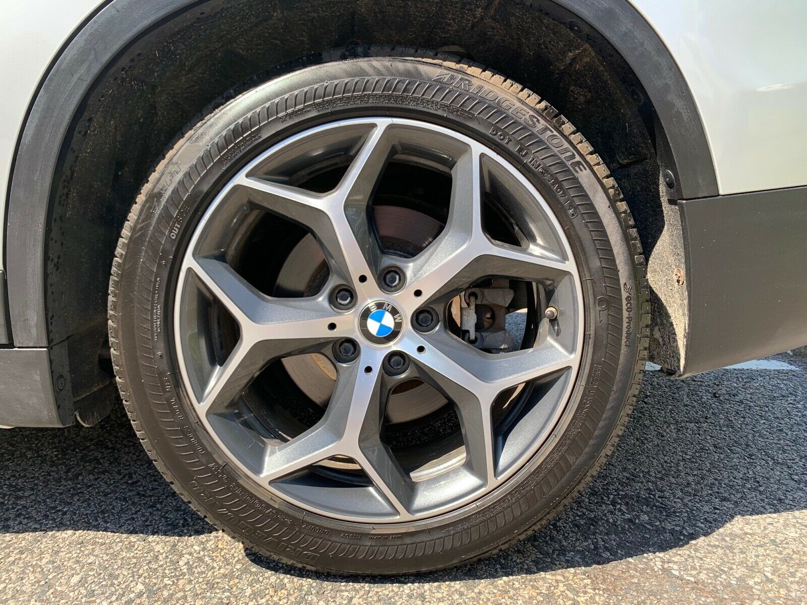 2016 BMW X1 XDRIVE28I 2016 BMW X1 SUV Grey AWD Automatic XDRIVE28I - Fresh Stock Dated December 2025