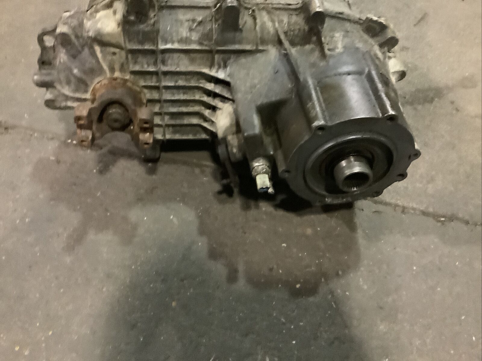 1987-1997 FORD F-SERIES TRUCK BORG WARNER BW1356 COMPLETE MANUAL TRANSMISSION - Fresh Stock Dated February 2026